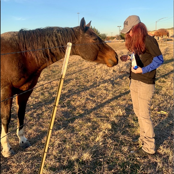 Meet your Posher, Mona - Picture 9 of 9